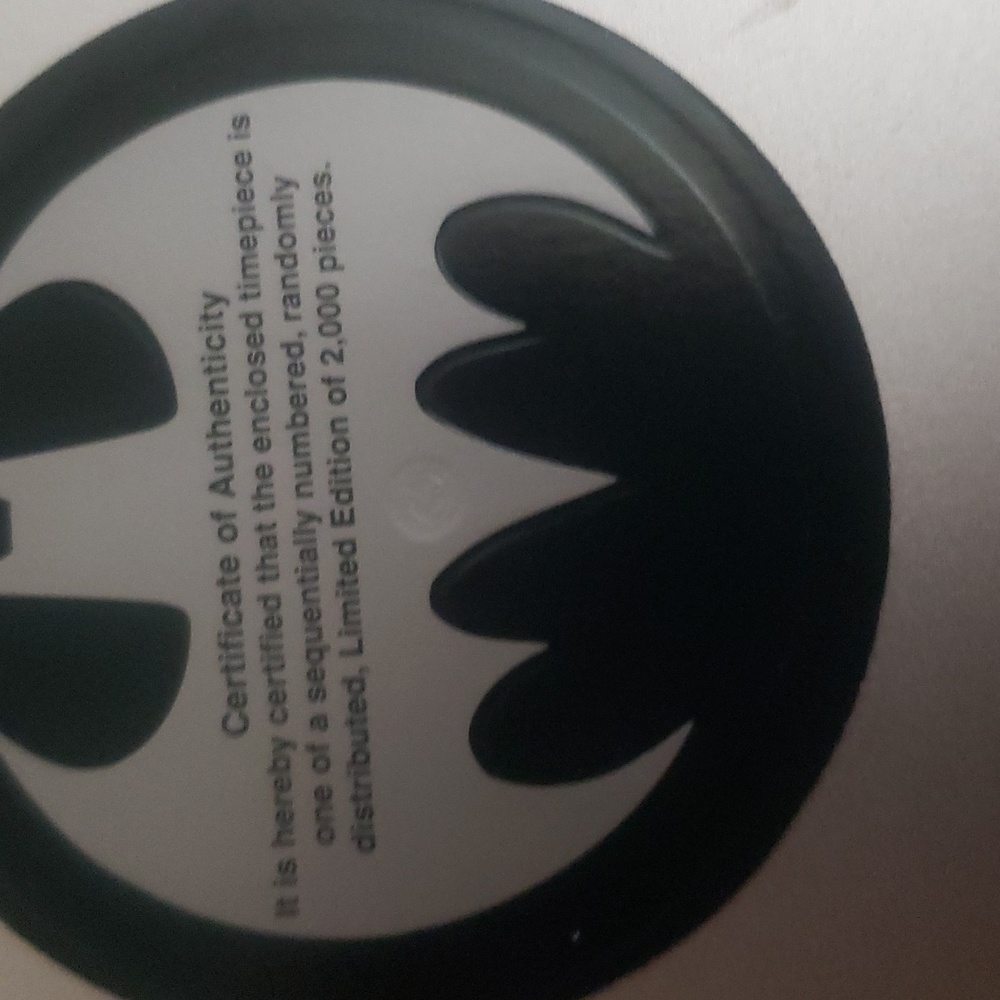 Fossil Batman Bat-Signal Limited Edition Watch Y2K 2000 New in Box - Picture 6 of 7
